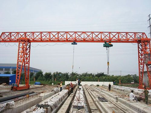 門式起重機(jī)